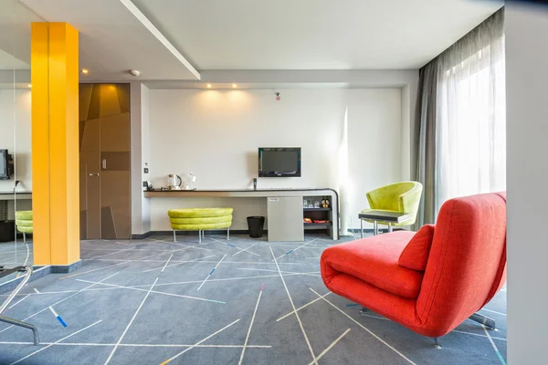 Intérieur d'une suite hôtelière moderne — Photo