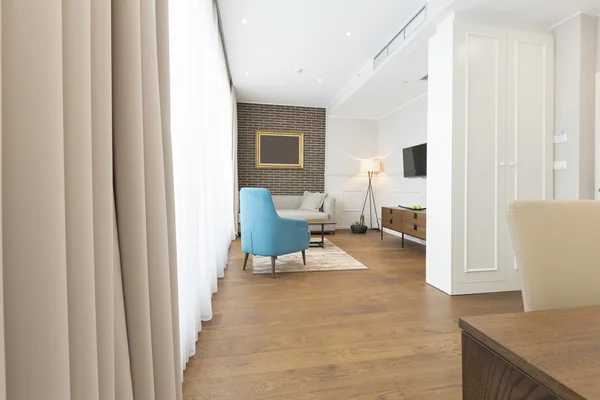Modern lägenhet vardagsrum — Stockfoto
