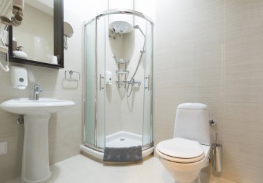 Otel banyosunun içi.