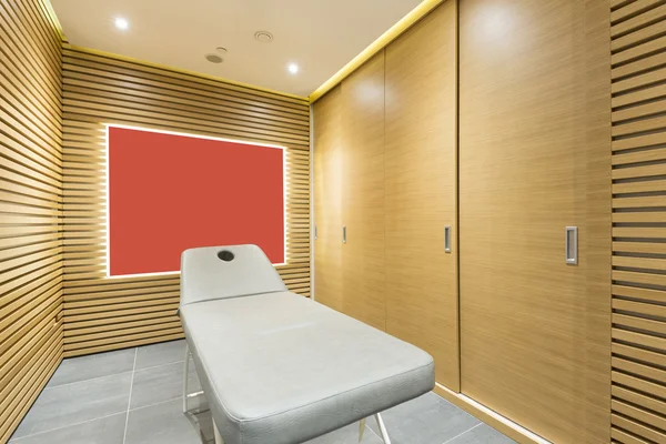 Salle de massage intérieur dans le centre de bien-être — Photo