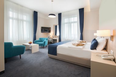 Çift Kişilik Yatak otel odası iç