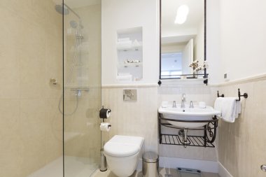 Modern banyo duş kabinli
