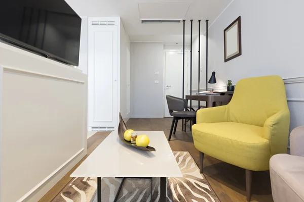 Interiören i en modern hotel apatment — Stockfoto