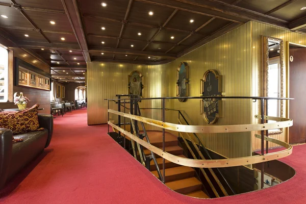 Interior de um hotel de barco — Fotografia de Stock