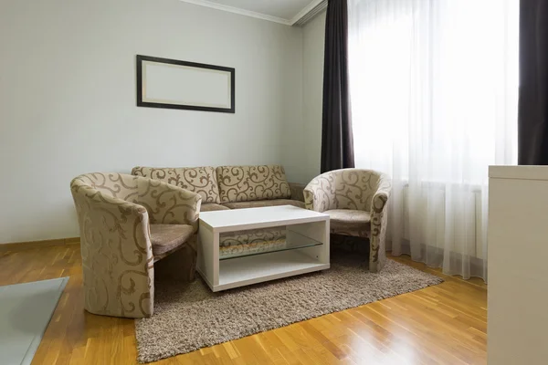 Living room interiör i en hotellsvit — Stockfoto