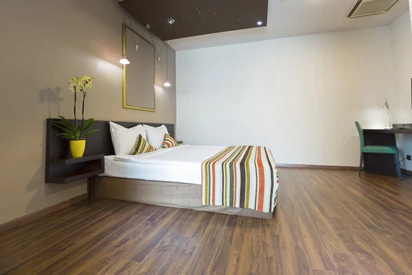 Interieur van een hotelkamer — Stockfoto