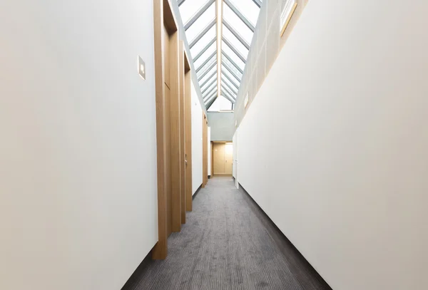 Corridor in a modern building — Stock Photo, Image