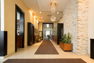 Modern lüks otel lobisinde