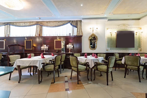 Interior sebuah restoran di villa mewah — Stok Foto