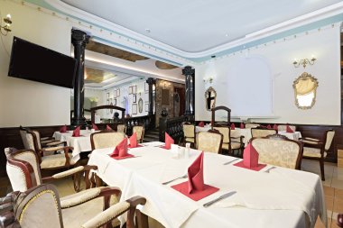 Lüks villada bir restoran iç