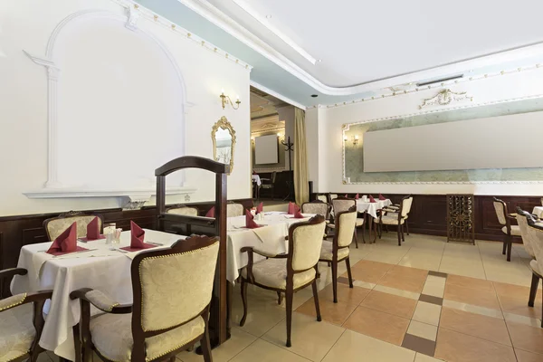 Interno di un ristorante in villa di lusso — Foto Stock