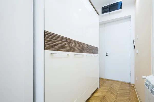 Corridor in a modern home — Stock Photo, Image