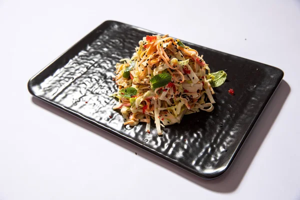 Japanischer Salat Kaviar Lachsgemüse Mit Goma Dressing — Stockfoto
