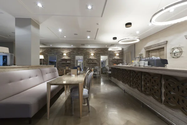 Interior de una cafetería moderna —  Fotos de Stock