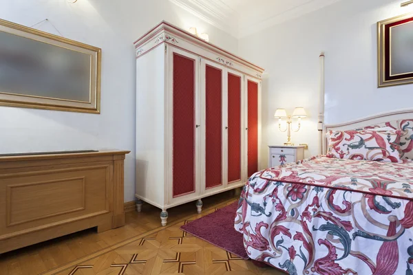 Interior of an elegant bedroom — Stock Photo, Image