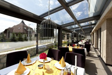 Modern Restoran İçi