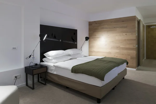 Interiör i ett modernt sovrum — Stockfoto