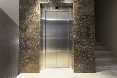 Dışarıda zarif Asansör