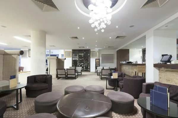 Moderne Luxus-Hotel-Lobby — Stockfoto