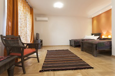 Ferah Yatak odası iki tek kişilik yatak