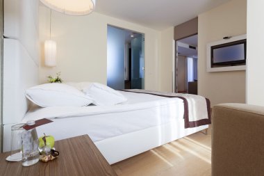 Lüks yatak odasının içi