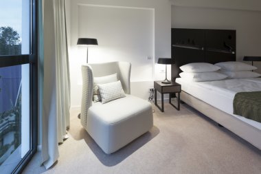 Modern otel odası iç mimarisi