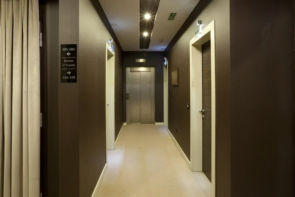 Hotel korytarz — Zdjęcie stockowe