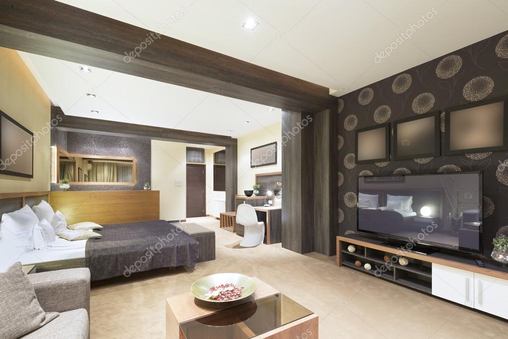 Modern spacious bedroom interior — Stock Photo © rilueda 62680683