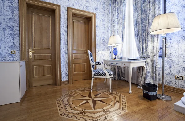 Chambre de style classique de luxe intérieur — Photo
