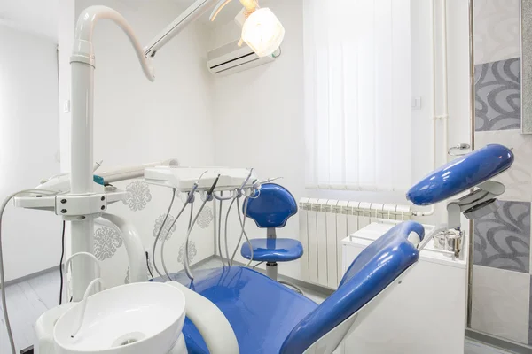 Moderno studio dentistico interno — Foto Stock