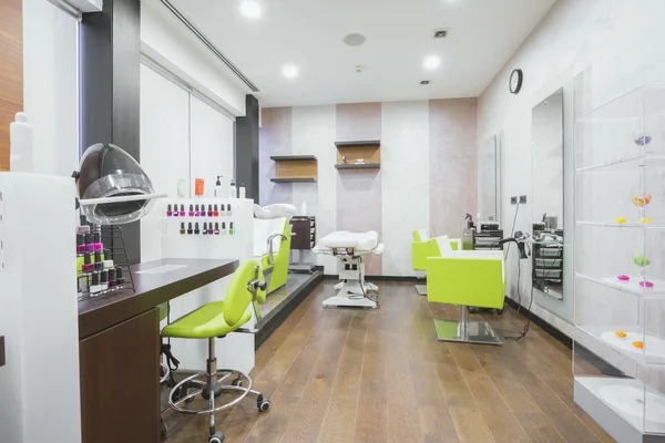 Modern beauty salon interior — Stock Photo, Image