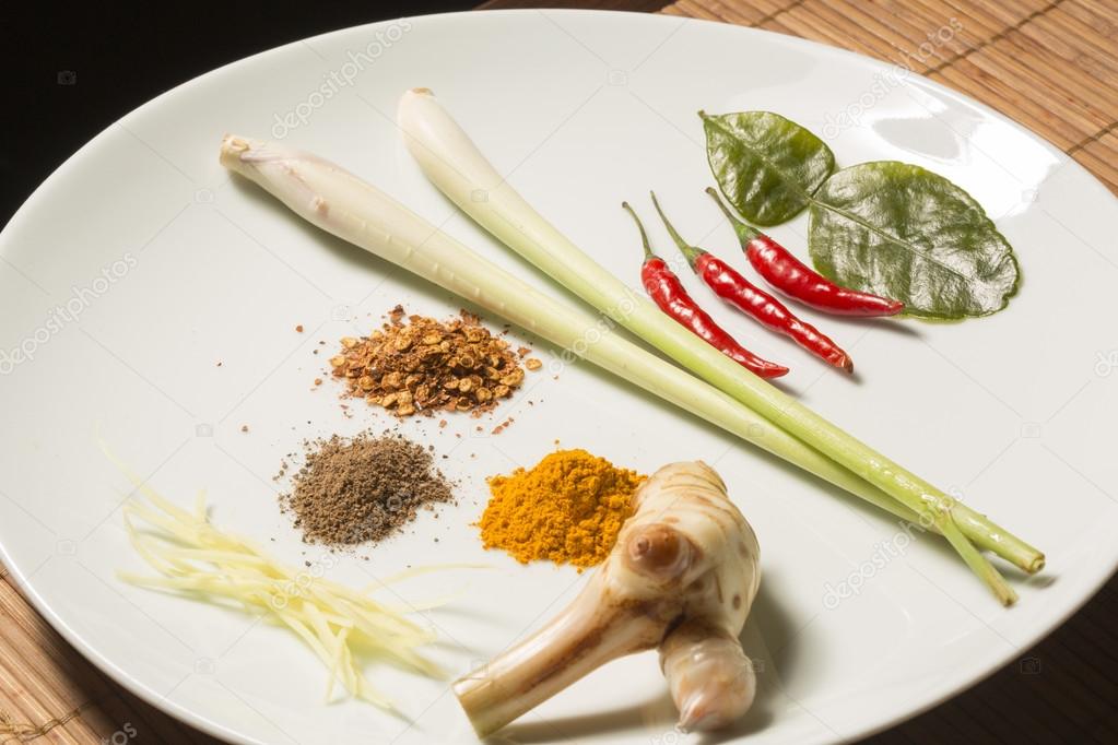 Basic ingredients for Thai cooking