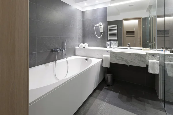 Elegante baño interior — Foto de Stock