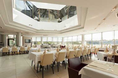 Parlak Restoran iç