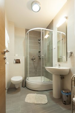 Modern banyo iç mimarisi