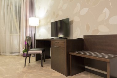 Resepsiyon ve otel odasında Tv