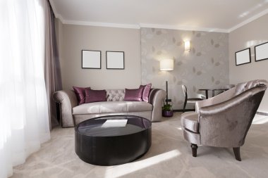 Modern oturma odası.