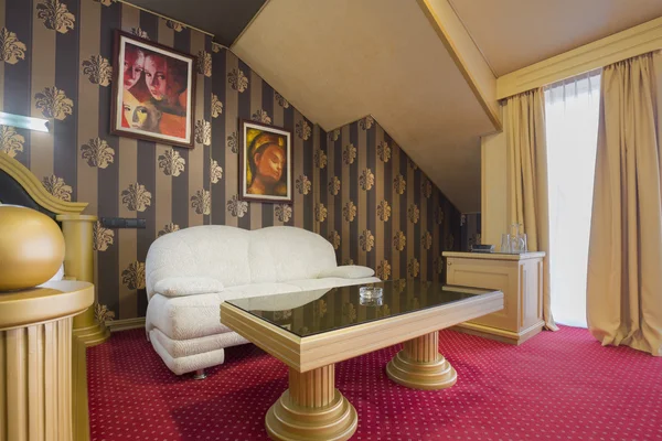 Novi Sad, Serbia - 03.11.2015. Best Western Prezident Hotel en ningún —  Fotos de Stock