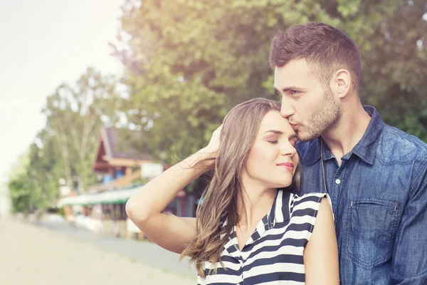 1+ Hundred Couple Forehead Kiss Royalty-Free Images, Stock Photos &  Pictures