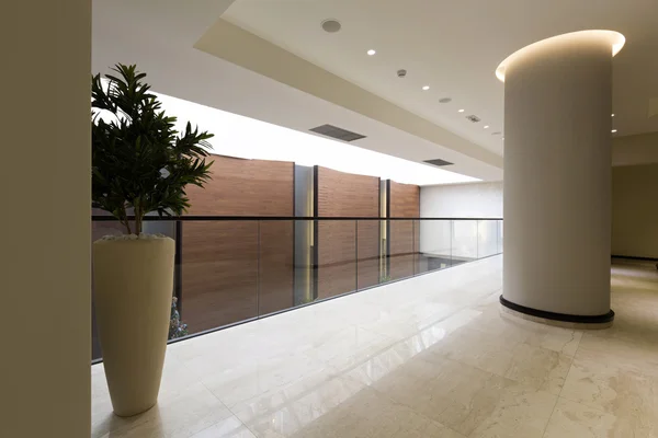 Koridor v luxusním hotelu — Stock fotografie