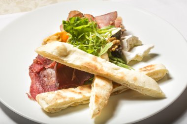 Tütsülenmiş jambon ve peynir Kahvaltı