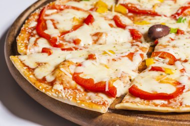 Lezzetli kırmızı biber pizza