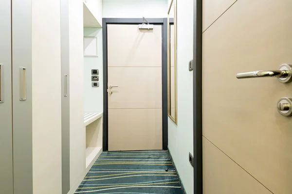 Hotel room interior — Stock Photo, Image