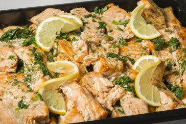 Marine edilmiş somon fileto