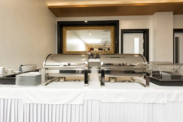 Buffet e mesa de catering — Fotografia de Stock