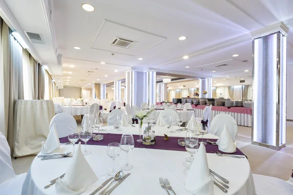 Elegante salón de banquetes interior —  Fotos de Stock