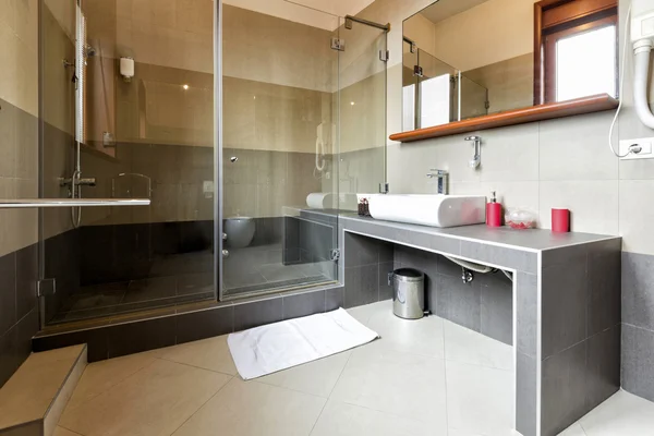 Interno di un bagno moderno — Foto Stock