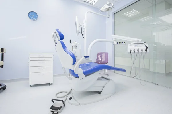 Interiér moderní zubní ordinaci — Stock fotografie