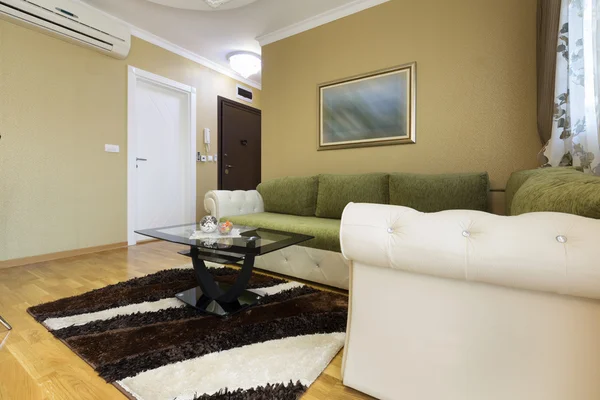 Interior de un apartamento de lujo sala de estar — Foto de Stock