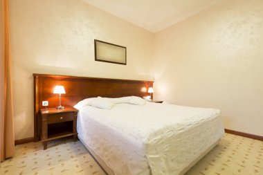 Yatak odası iç akşam